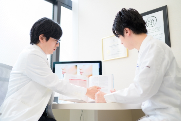 形成外科医との連携による審美性の追求