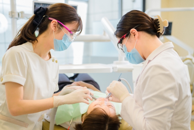 山道歯科のガムピーリング