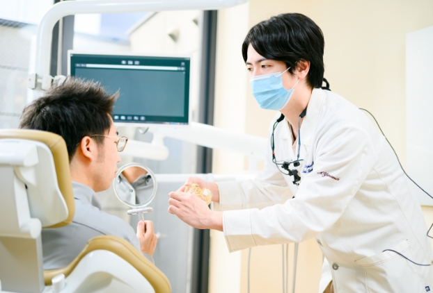 歯根と骨の位置を考慮した治療ゴールの設定