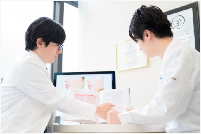 形成外科医との連携による審美性の追求