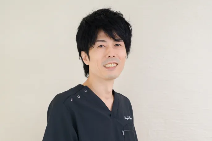 スタッフ紹介｜福岡天神の山道歯科 国際矯正・インプラントクリニック